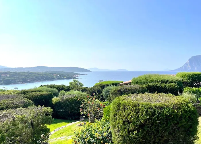 Farfalle Giardino E Favolosa Vista Mare Villa Capo Coda Cavallo