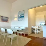 Farfalle Giardino E Favolosa Vista Mare Villa Capo Coda Cavallo